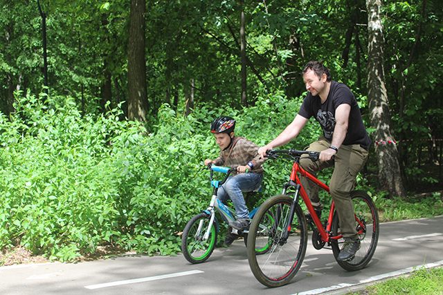 Семейные старты по велосипедному старту провели в Газопроводе