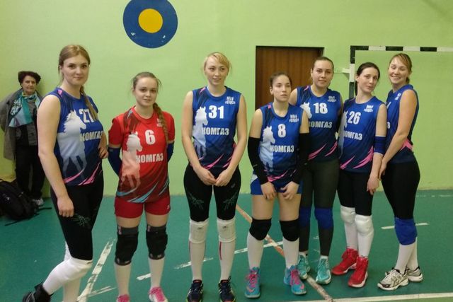 Сосенские волейболистки пробились в четвертьфинал