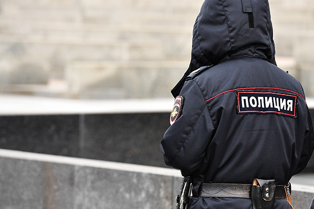 Депутаты просят руководство ГУВД Москвы увеличить численность штата Коммунарского отдела полиции