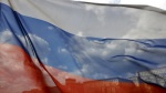 Более 3 тыс человек выстроились в «живую» карту России на Поклонной горе в День флага