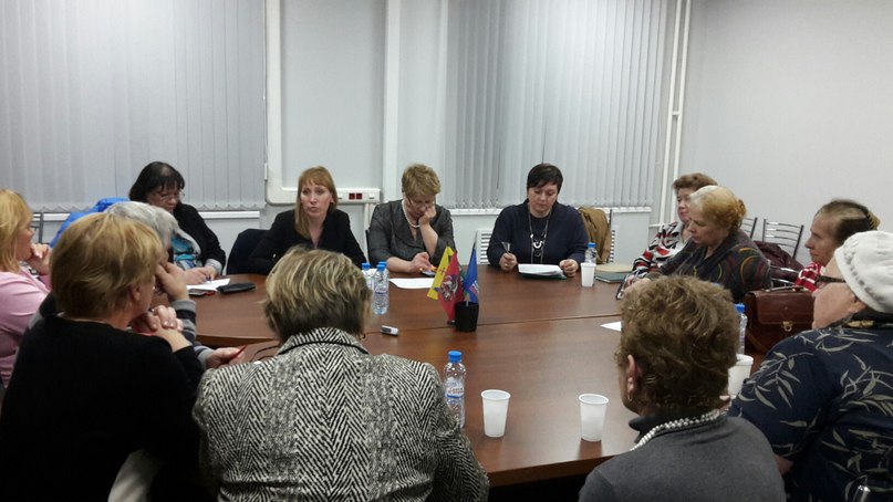 Жители поселения Сосенское встретились с представителями ЦСО