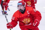 Капитан юношеской сборной России по хоккею учится  в школе № 2070
