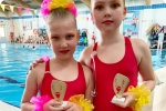 Спортсменки из Сосенского взяли награды на соревнованиях по плаванию 