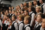 Букеты и поэтические поздравления: в детско-юношеском центре в Щербинке отметили День матери 