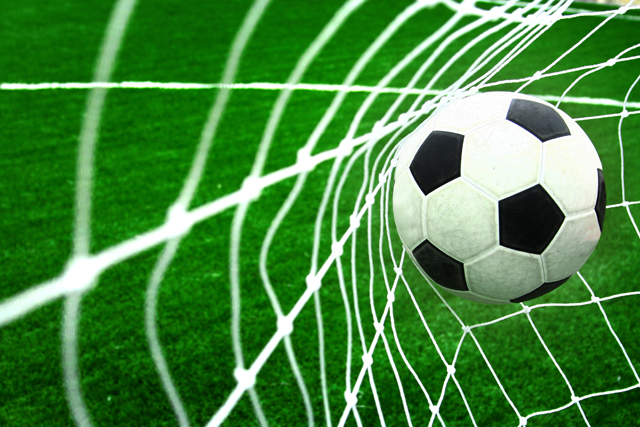 Игры 10-го тура Открытой футбольной лиги пройдут в выходные в Липовом парке
