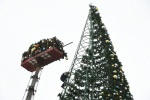 Новогоднюю иллюминацию в Сосенском демонтируют на этой неделе