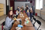 Молодежная палата Сосенского провела мастер-класс по изготовлению кормушек для птиц