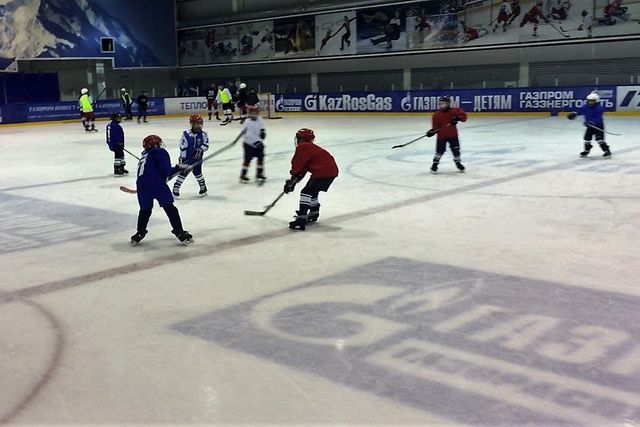 Сосенские хоккеисты приняли участие в турнире